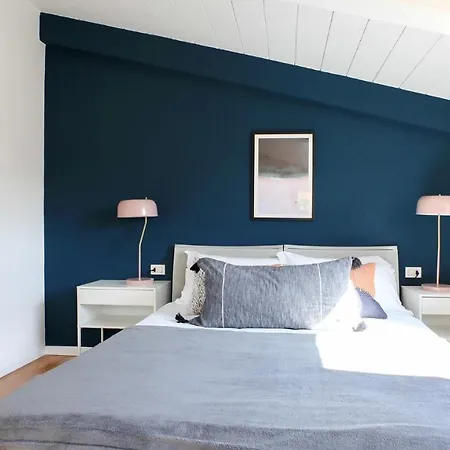 Plum Guide - The Sky Over Lombardy Apartman